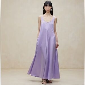 Banana Republic Serenade Silk Elegant
Lavender Purple Maxi Dress SMALL